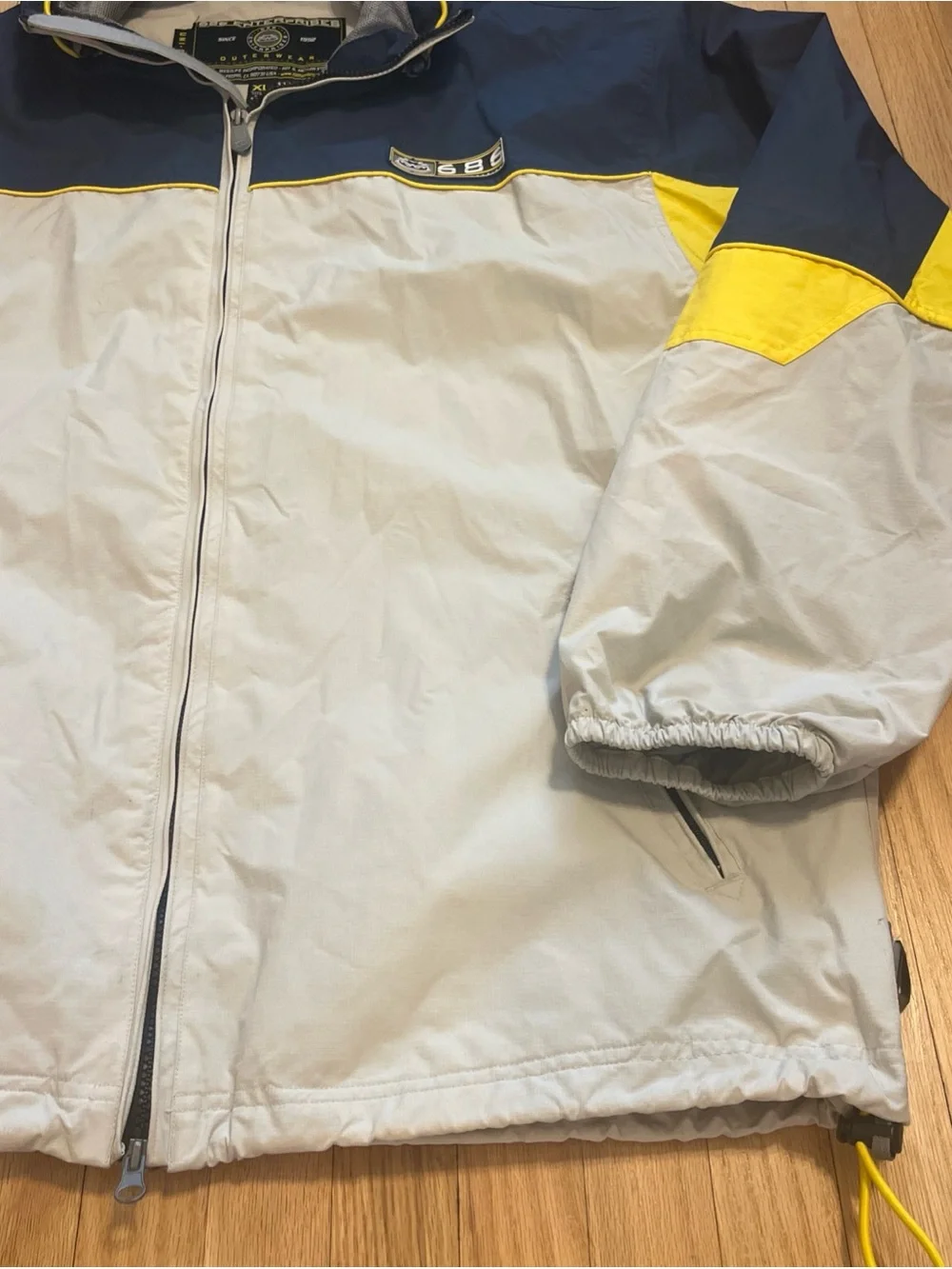 Vintage 686 Jacket Uni-Sex Snowboarding Jacket Size XL Mint Condition